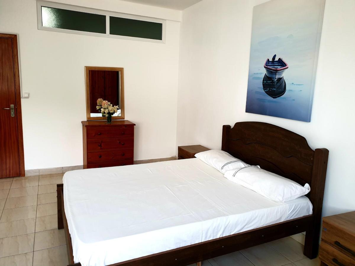 Guest House Mangui Baxu Rooms & Apartment Tarrafal (Santiago) Exterior foto
