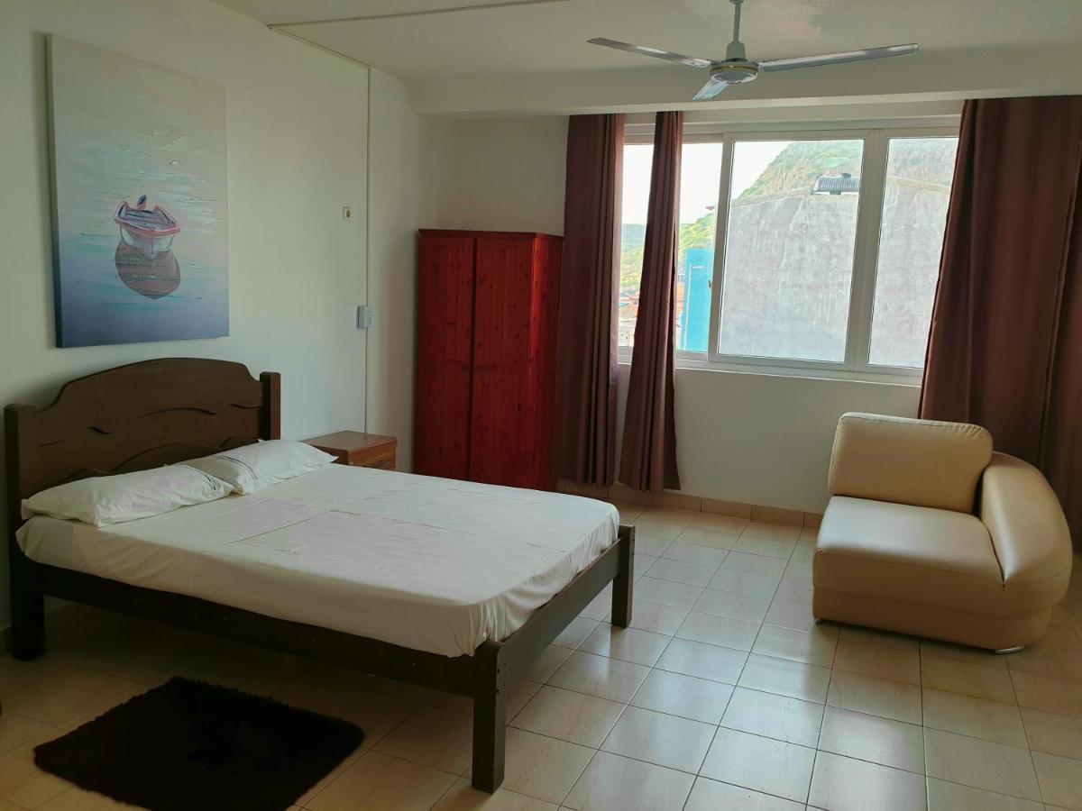 Guest House Mangui Baxu Rooms & Apartment Tarrafal (Santiago) Exterior foto