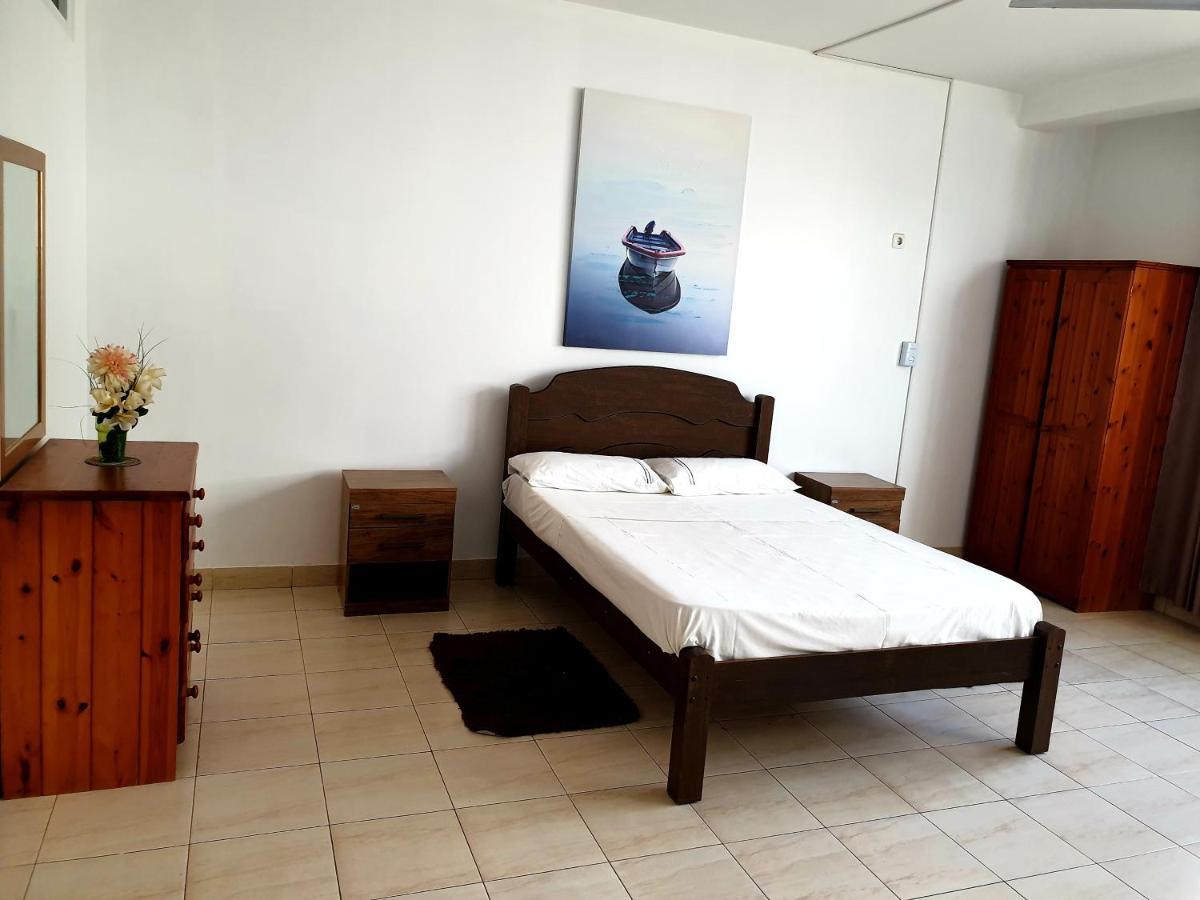 Guest House Mangui Baxu Rooms & Apartment Tarrafal (Santiago) Exterior foto