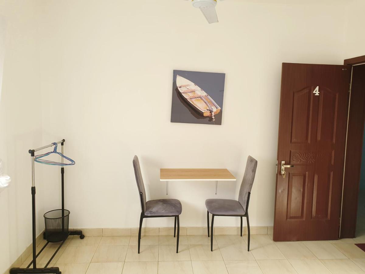 Guest House Mangui Baxu Rooms & Apartment Tarrafal (Santiago) Exterior foto