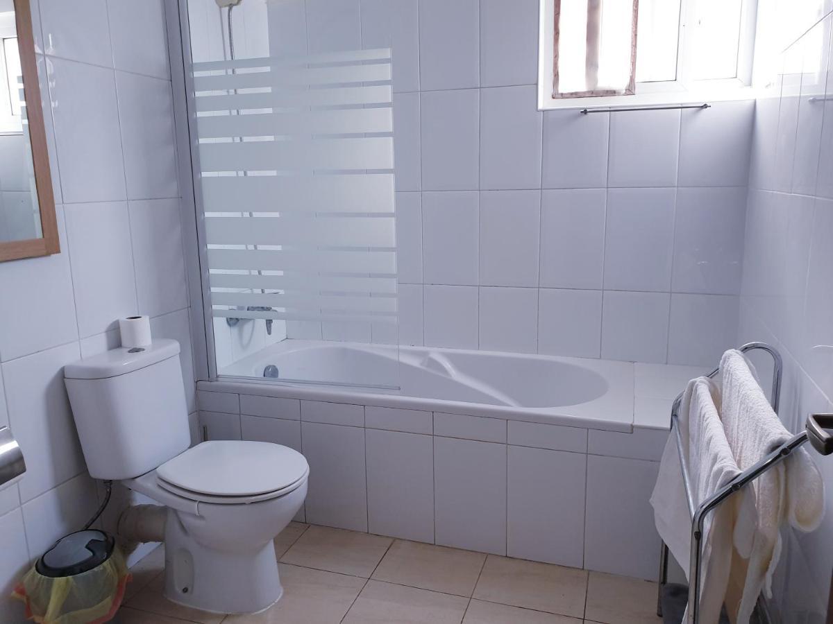 Guest House Mangui Baxu Rooms & Apartment Tarrafal (Santiago) Exterior foto